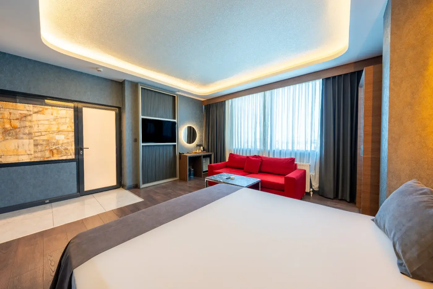 Room With Jacuzzi